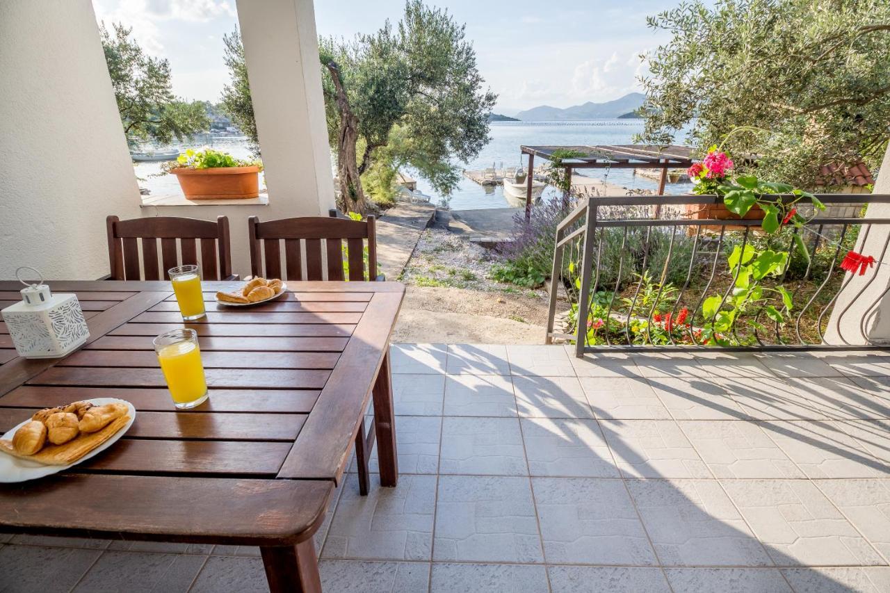 Apartmani Vlahusic Putniković Buitenkant foto